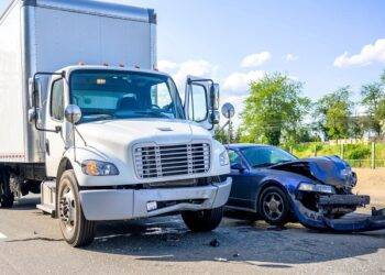 What Role Does Fault Play In A Truck Crash?