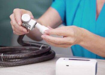 What does a CPAP cleaner do?