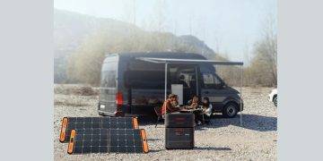 4 Solar Symphony Unleashed: Mastering Battery Charging with Jackery Solar Generator 2000 Plus