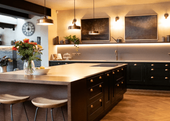 Luxury Affordable Kitchens: How to Achieve Elegant Design at an Accessible Price 