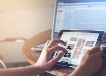 Custom Web Development Services Strategy for 2026 Using AI Performance Engineering